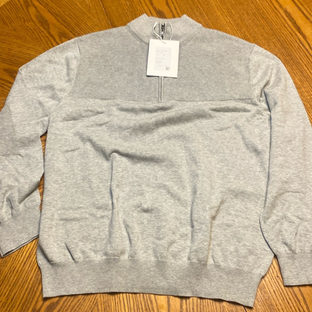 Men’s sweater new w/tags